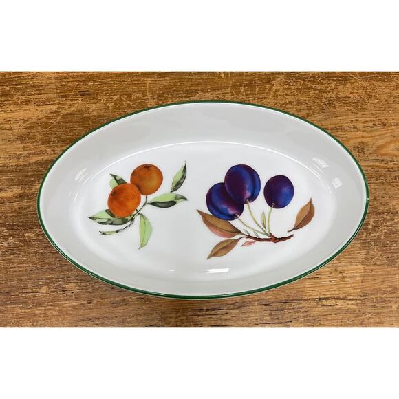 Elegant Oval Fruit Bowl - Centerpiece Table Decor. KK493 - Picture 1 of 4